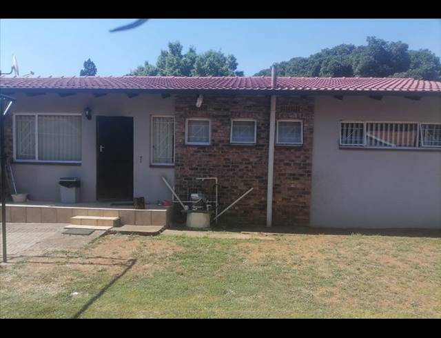 3 BEDROOM HOUSE FOR SALE IN SASOLBURG EXT 1